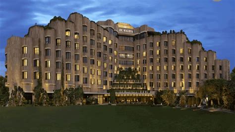 itc hotels website.